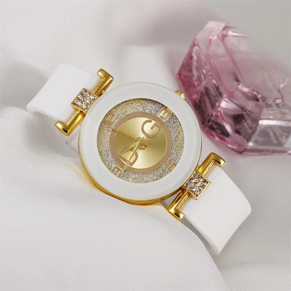 Simple Black White Quartz Watches Women Minimalist Design Silicone Strap Wristwatch Big Dial Women's Fashion Creative Watch - She Vibess By C2P