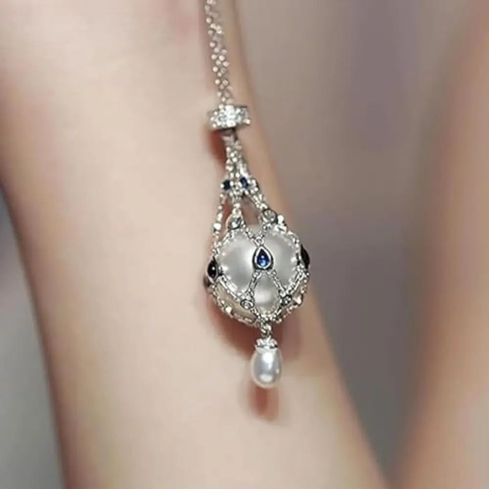 Women Exquisite Pearl Gemstone Lavalier Pendant Elegant Pearl Pendant Necklaces Natural Pearl Metal Braided Mesh Necklace