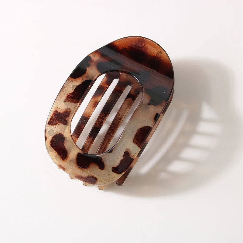 Fashion Oval Flat Hair Clips for Women New Design Leopard Large Flat round Claw Clip French Concord Hair Clips Hair Accessories