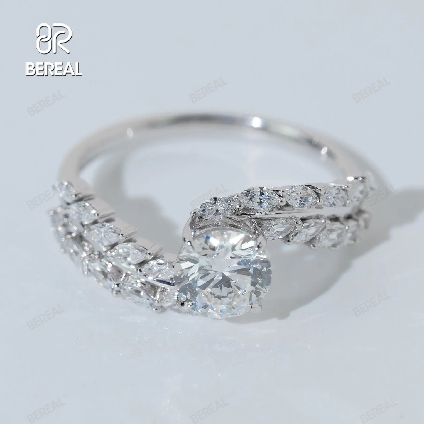 Cincin Pertunangan Berlian Buatan Laboratorium 1.6CT VVS Kustom untuk Wanita, Emas Putih Berkualitas Tinggi, Perak 925, Perhiasan Cincin Pertunangan Berlian