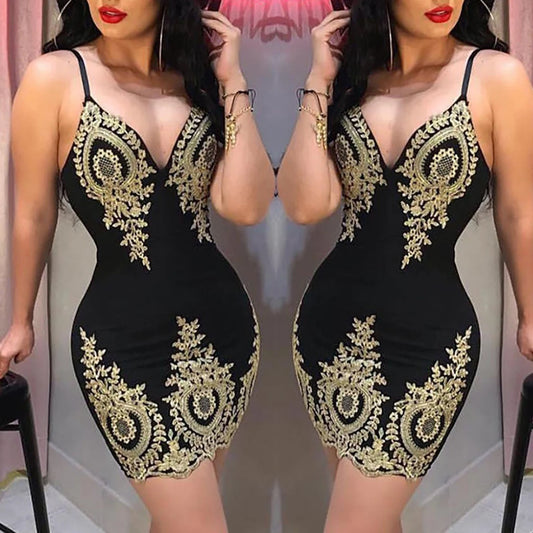 Sexy summer party halter dress Sleeveless slim-fit mini dress with low neck and halter back - She Vibess By C2P
