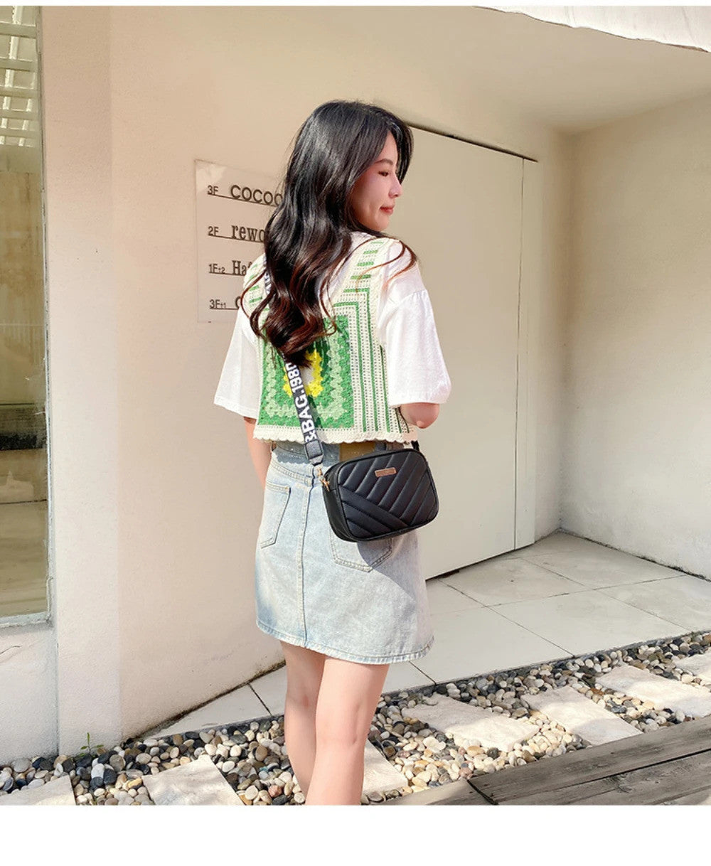 High quality women's PU rolling strip camera bag shoulder bag mobile phone bag casual crossbody bag