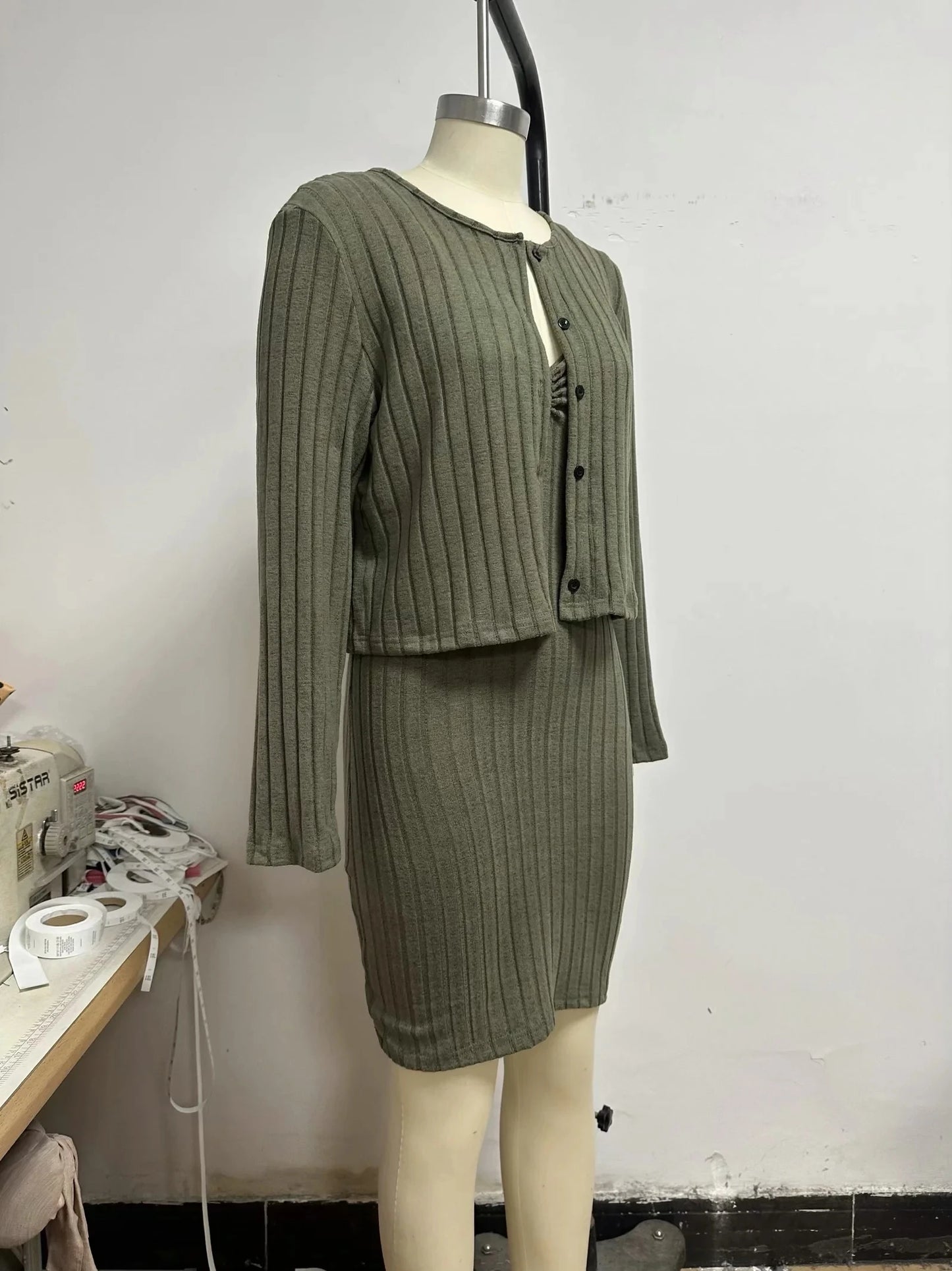 Womens Solid Button Front Jacket & Bodycon Dress