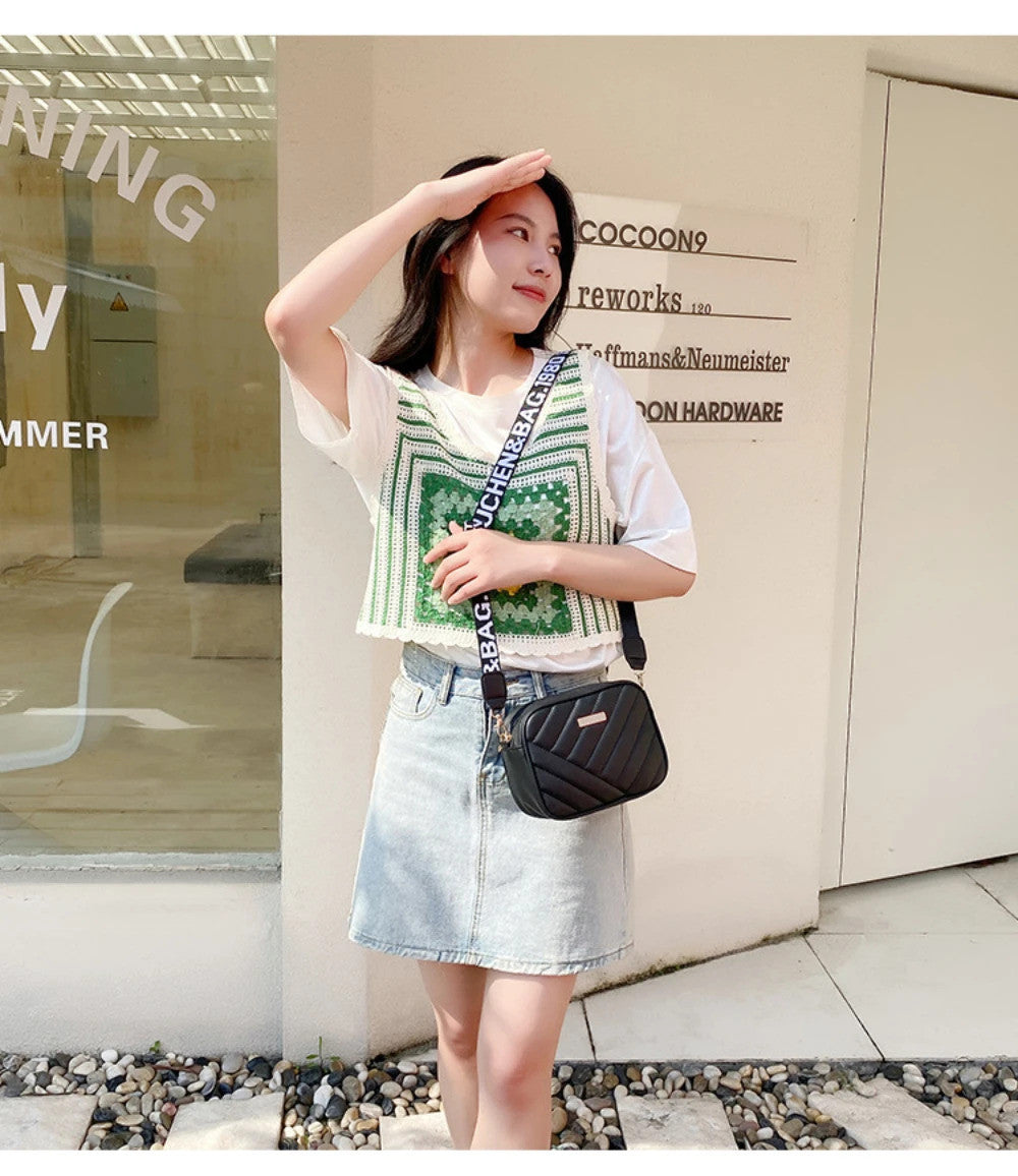 High quality women's PU rolling strip camera bag shoulder bag mobile phone bag casual crossbody bag